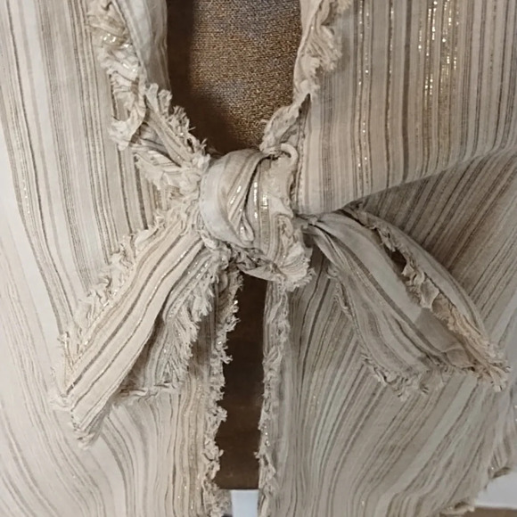 Cato Very Lightweight Cotton, Raw Edge, Tie Front Blouse Shacket Layering Piece - Picture 4 of 10